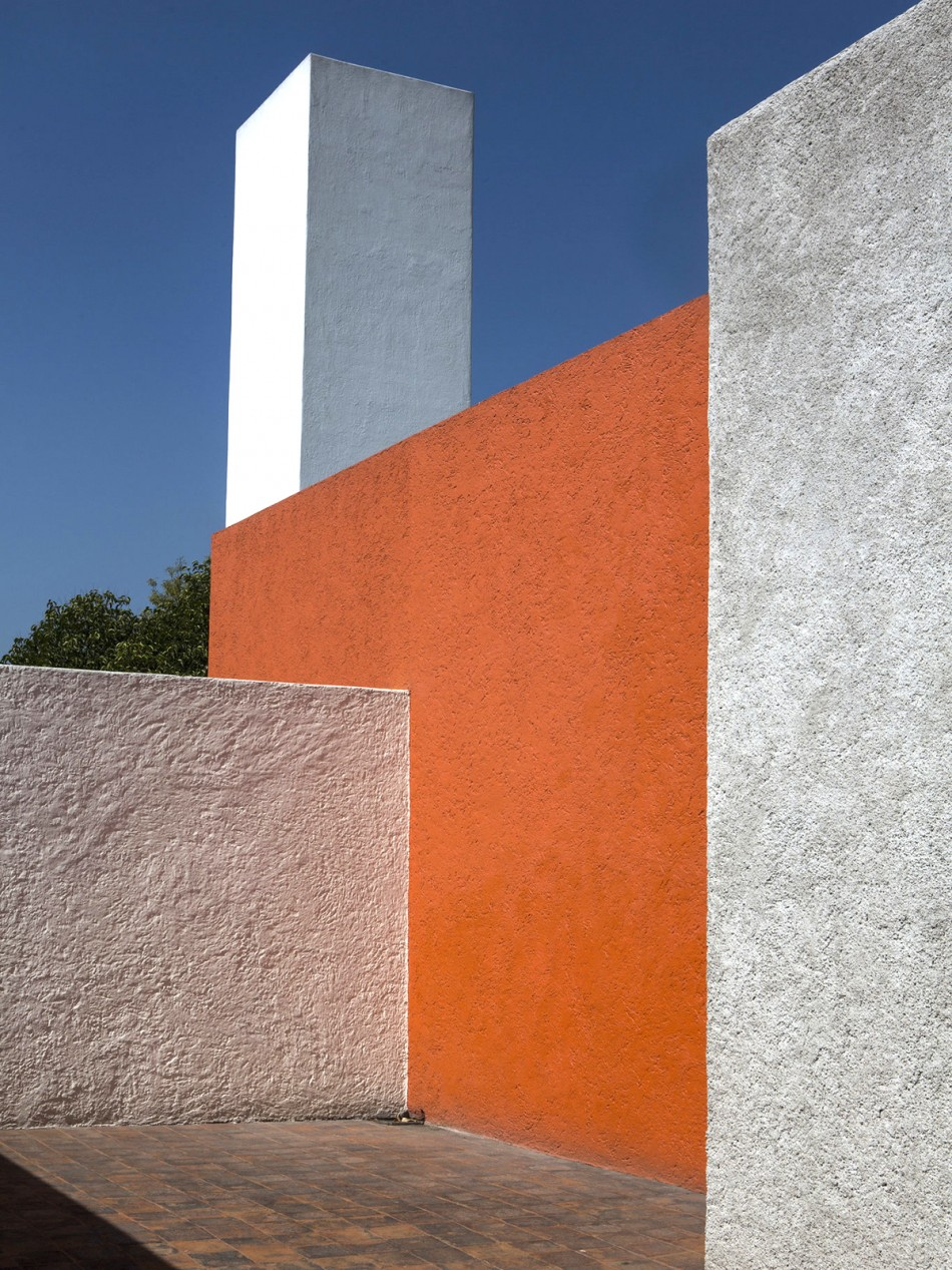 巴拉甘的色彩与光影 · 墨西哥建筑的诗意空间丨路易斯·巴拉甘-57