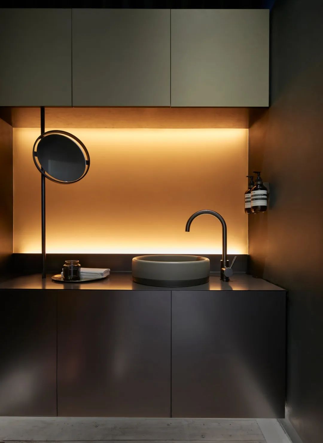 Lilian Von Trapp 珠宝旗舰店设计-24