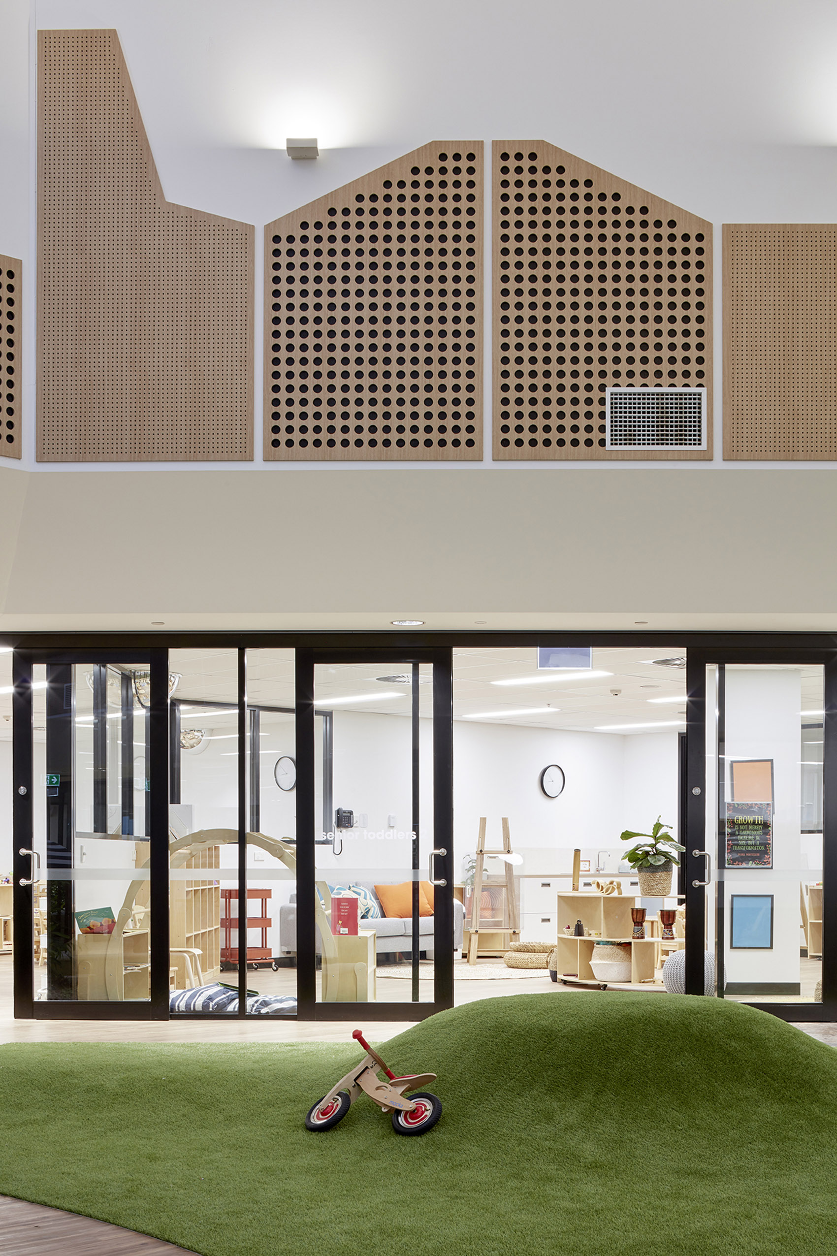 由商场改造的Goodstart 早教中心，澳大利亚布里斯班 / Gray Puksand -49