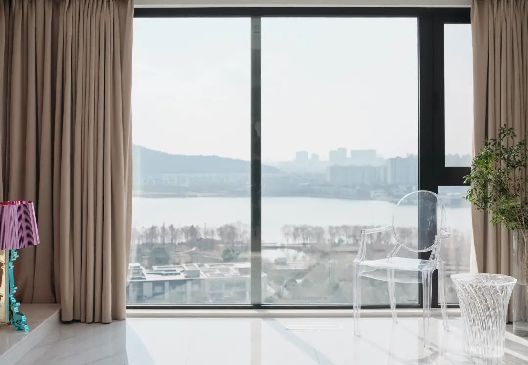 敔山湖畔春暖花开 · 苏鸣设计师的185㎡白色浪漫主义私宅丨尺度设计-8