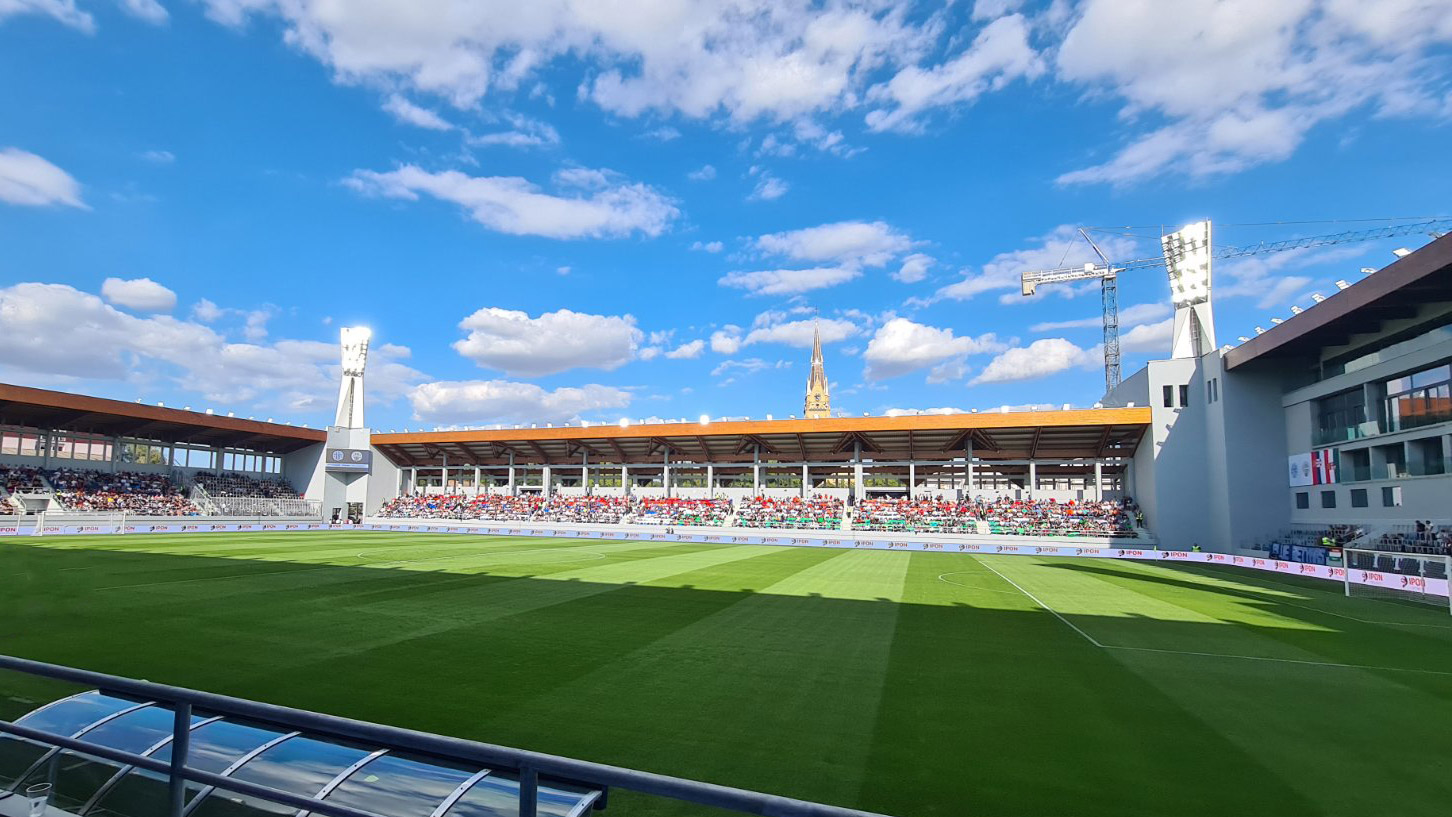 中央体育场 FK TSC-0