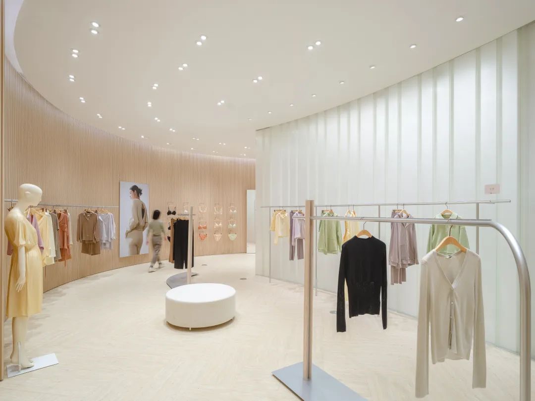北京NEIWAI内外中环全新概念旗舰店丨中国北京-11