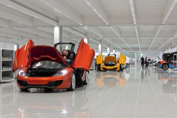 迈凯伦制造中心,英国 / Foster + Partners-16