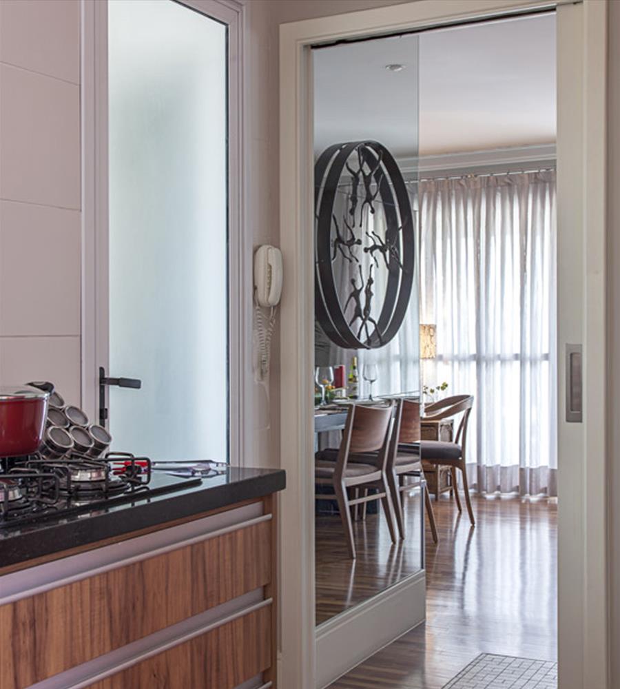 巴西 Granja Viana 公寓 | 木质空间打造温馨住宅-4