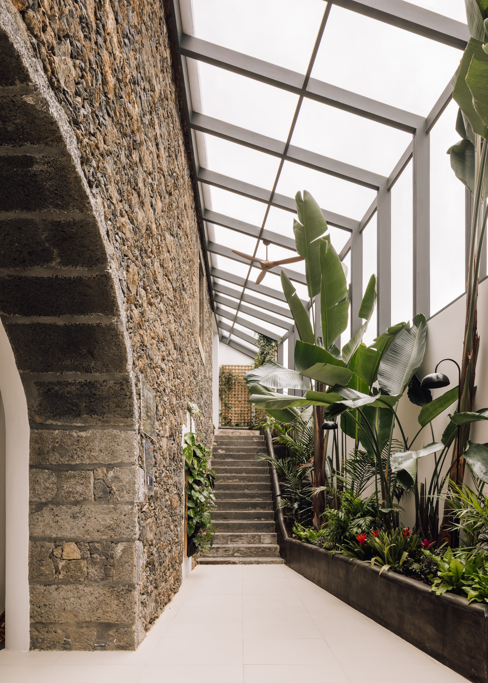 Best of Hotels, Hospitality & Wellness Interiors | 2022 Archive.-23