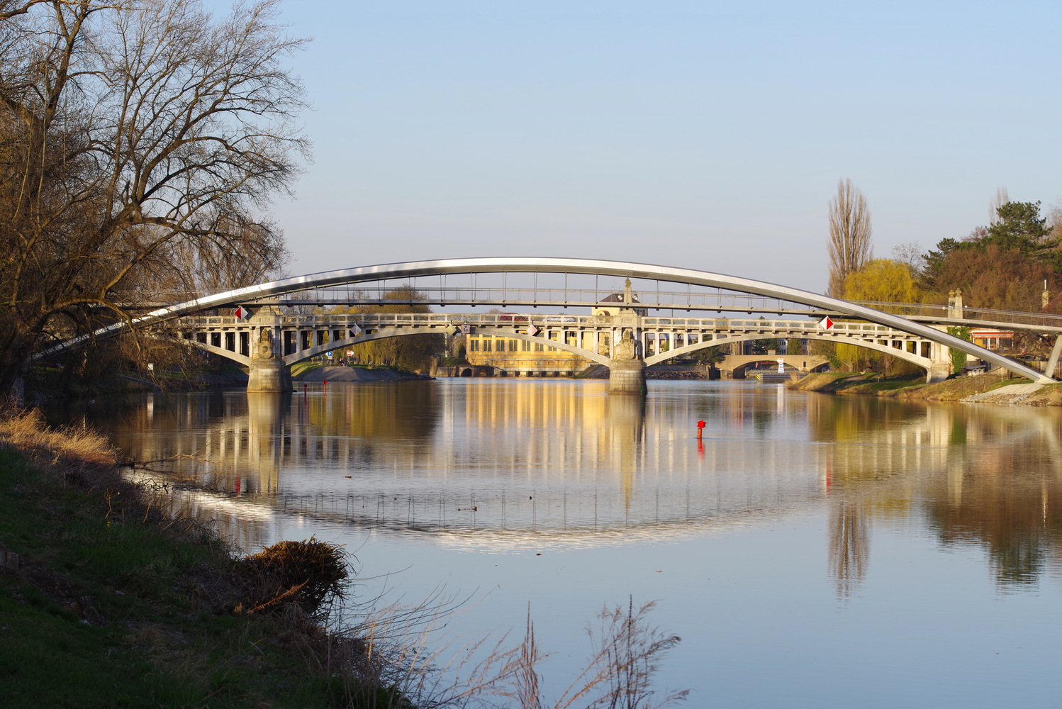 捷克 Nymburk 人行天桥丨Strasky,Husty a partneri (SHP)-46