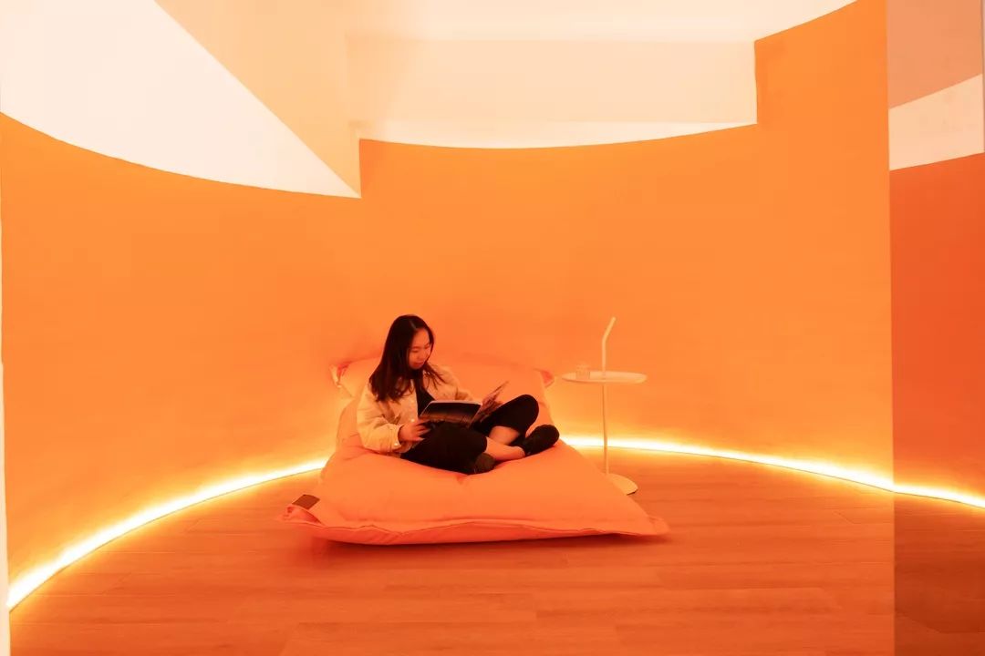 "无聊の瓶子"冷压果汁店 | 科技鲜榨,保留食物全营养-76