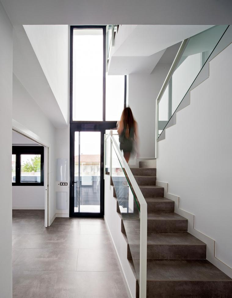 西班牙 A&N 别墅 | 空间与光的游戏-26