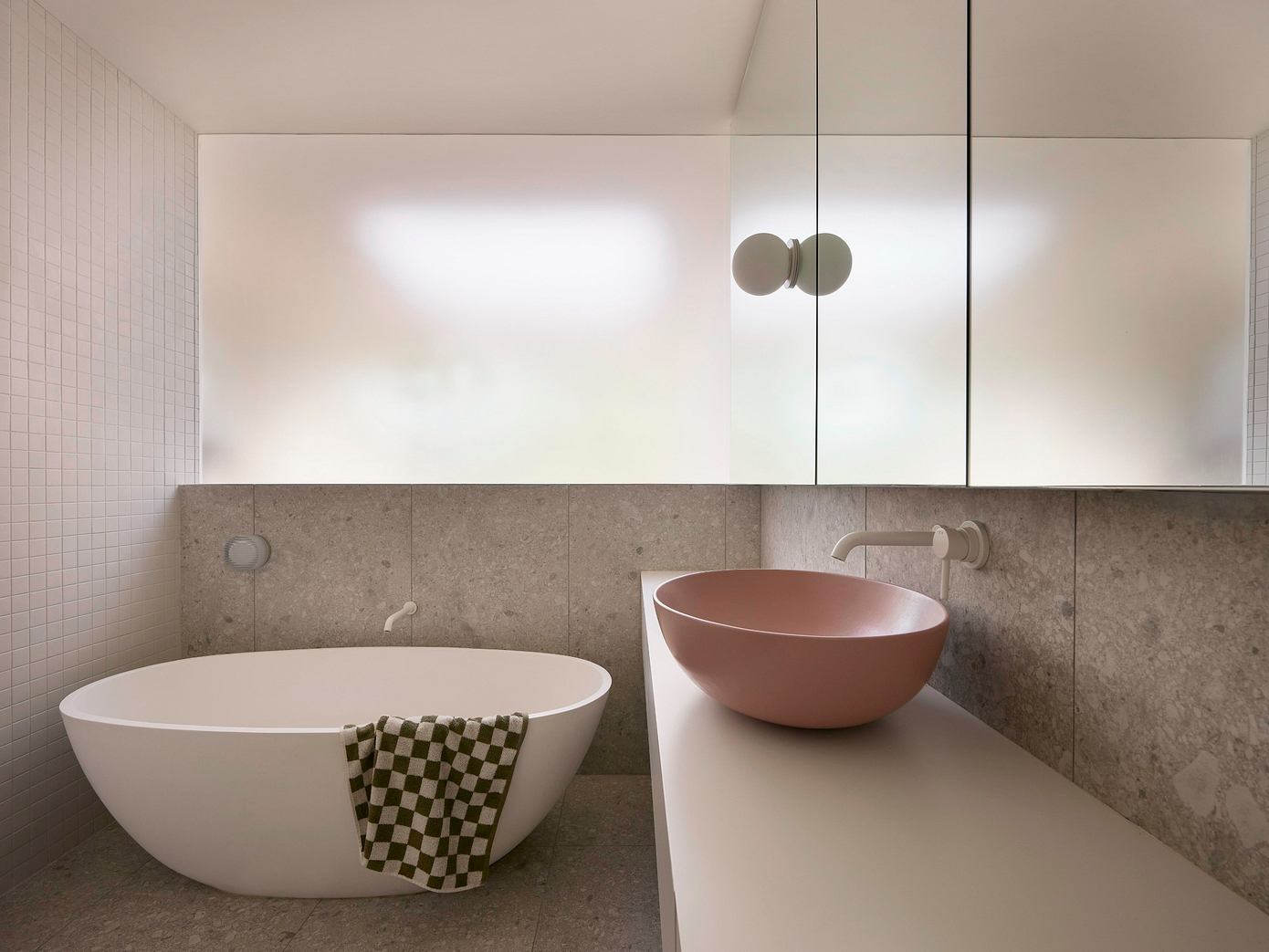 舒博·CHB静谧城市更新项目 （注：ShoeBo推测为品牌名音译成舒博 ，CHB因不清楚其具体指代，保留原样） 丨加拿大蒙特利尔丨Alexandre Bernier Architecte-8