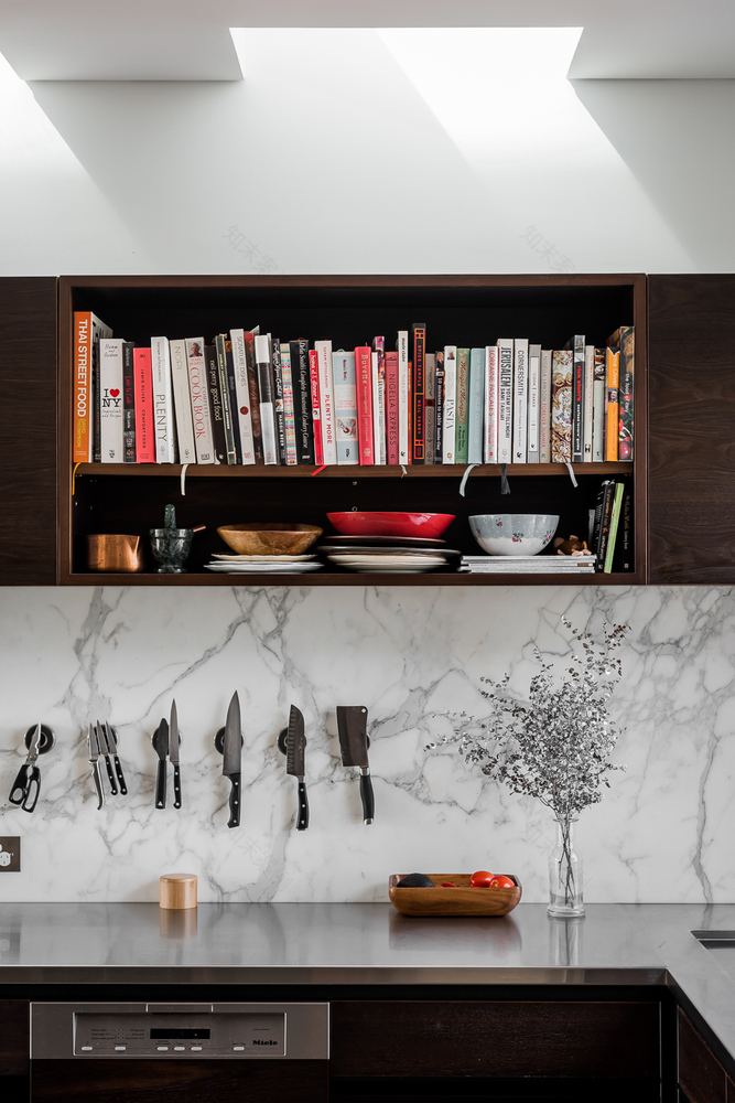 澳大利亚 Fremantle 老宅翻新,现代工业风融入温暖曲线-50