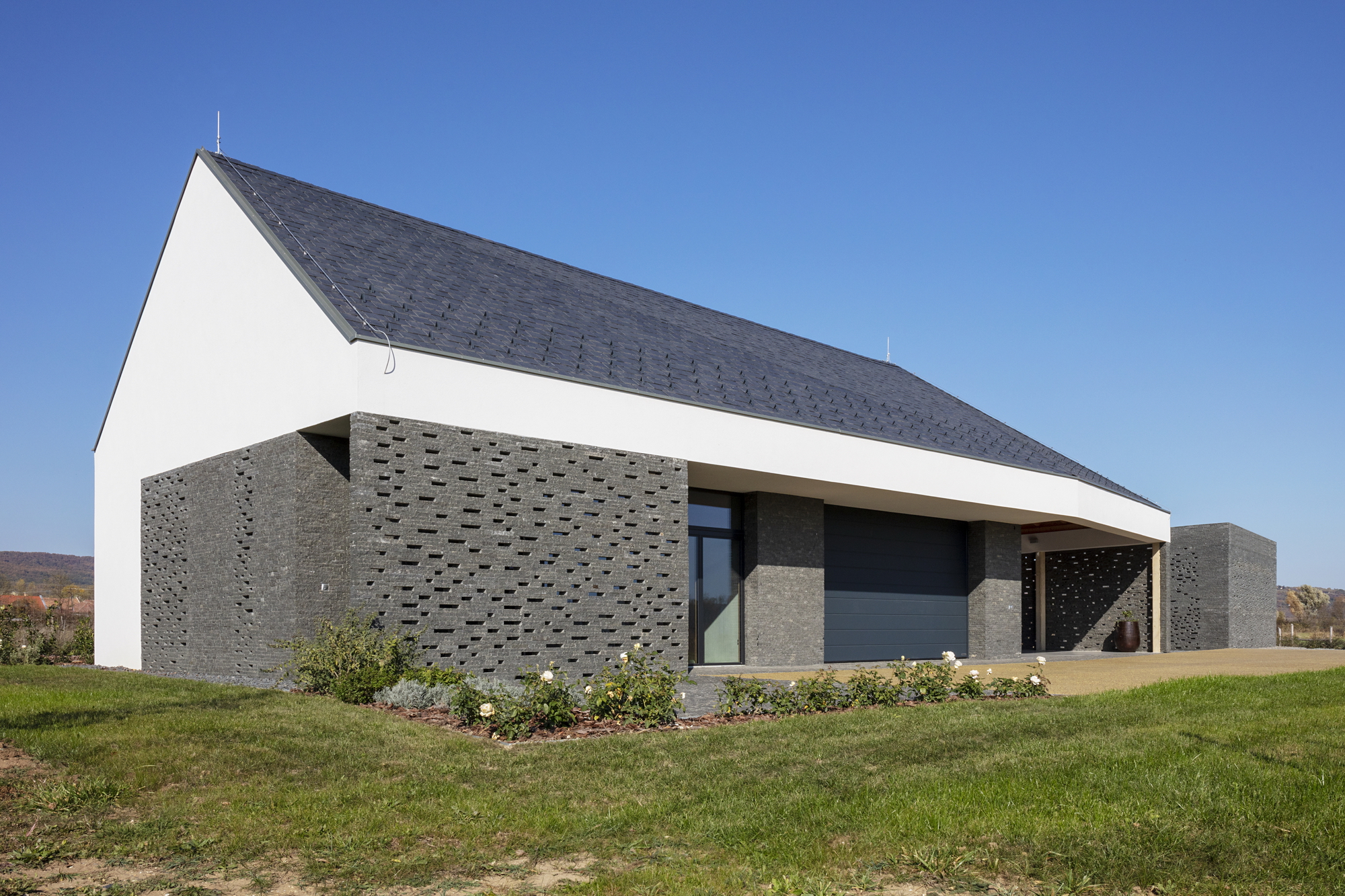 酿酒师之家丨匈牙利丨SAGRA Architects-29