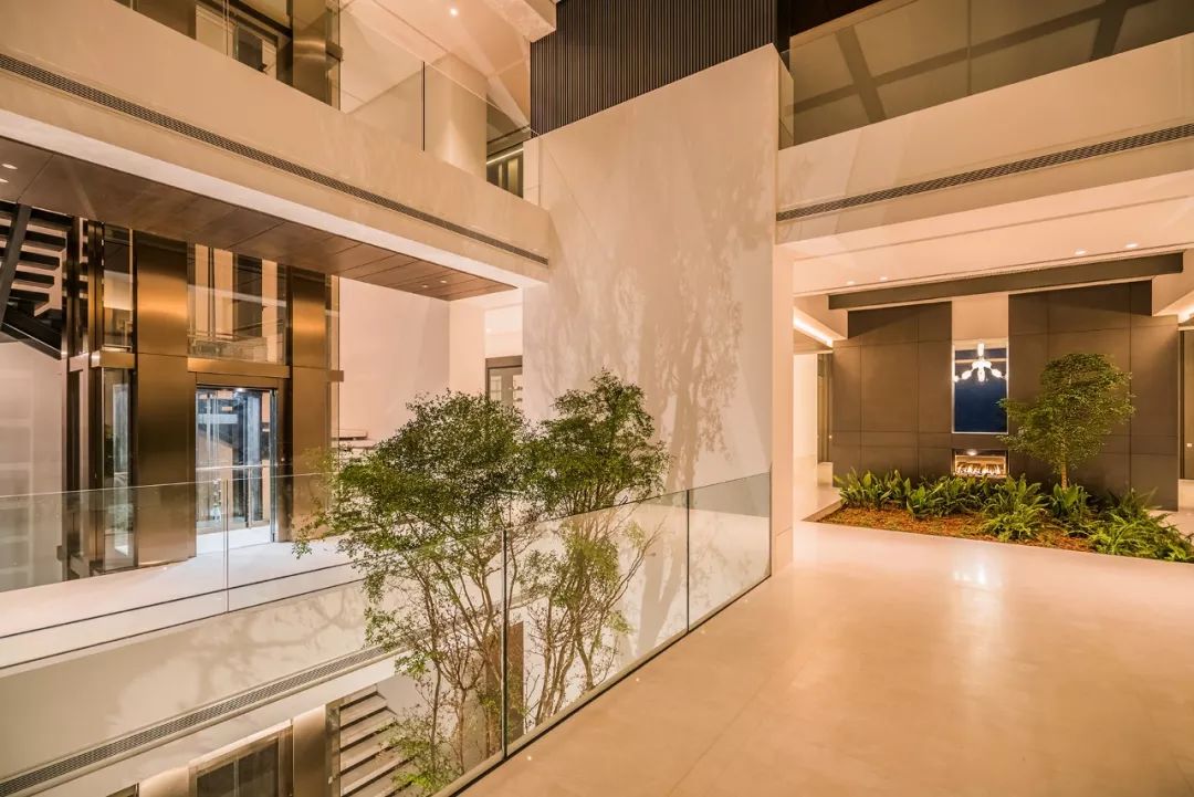 西班牙马尔韦利亚 3100㎡奢华别墅设计,现代优雅的豪宅典范-19