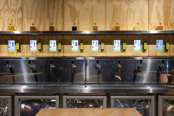 自由犬酒吧间-26