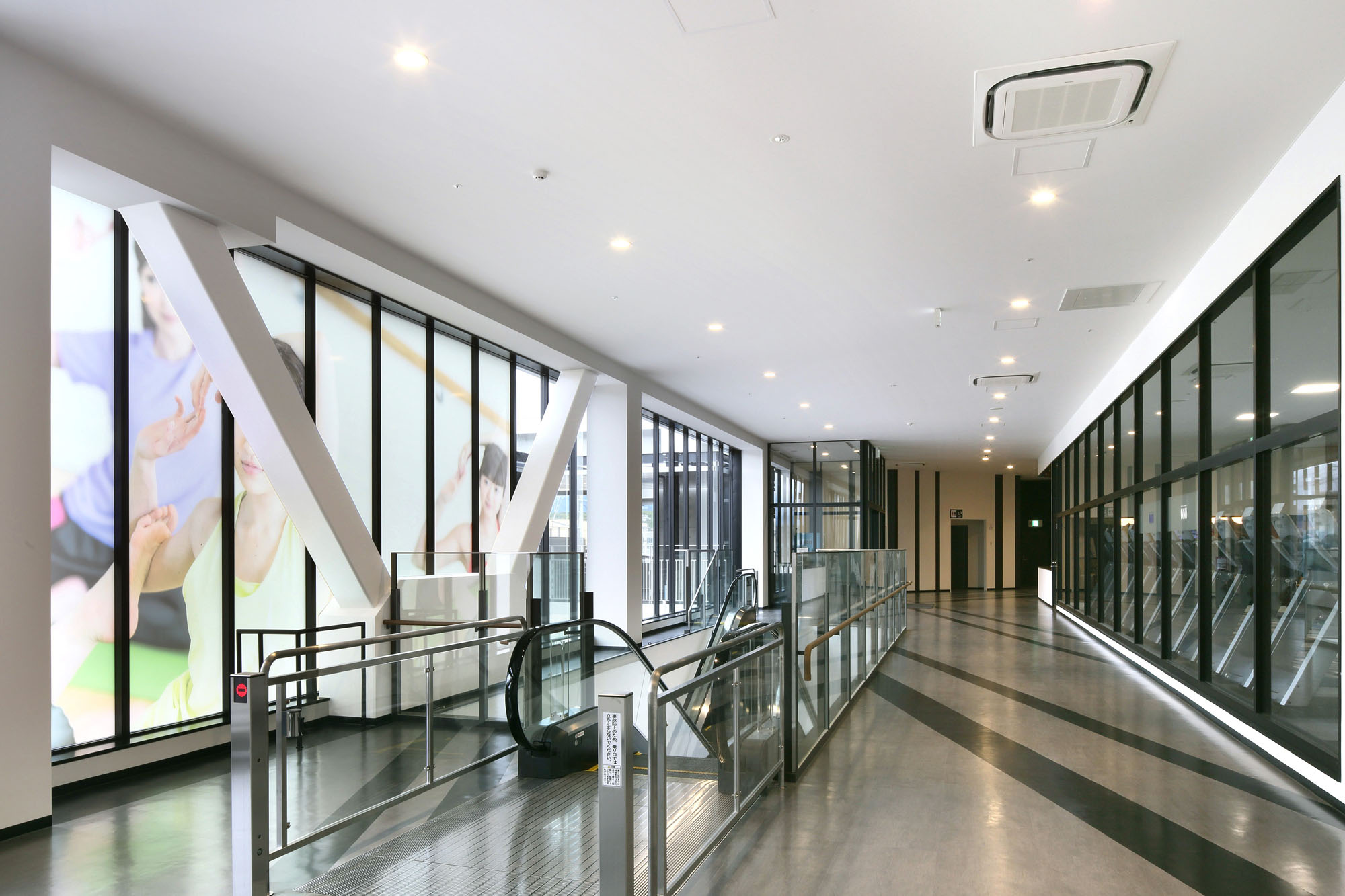 イオンモール京都桂川　フィットネス棟 | 設計事例 | WORKS | 株式会社東洋設計事務所 | 京都を拠点とする一級建築士事務所-1