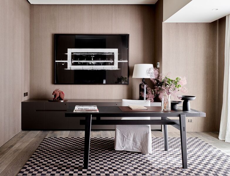 Penthouse Edwina Glenn-17