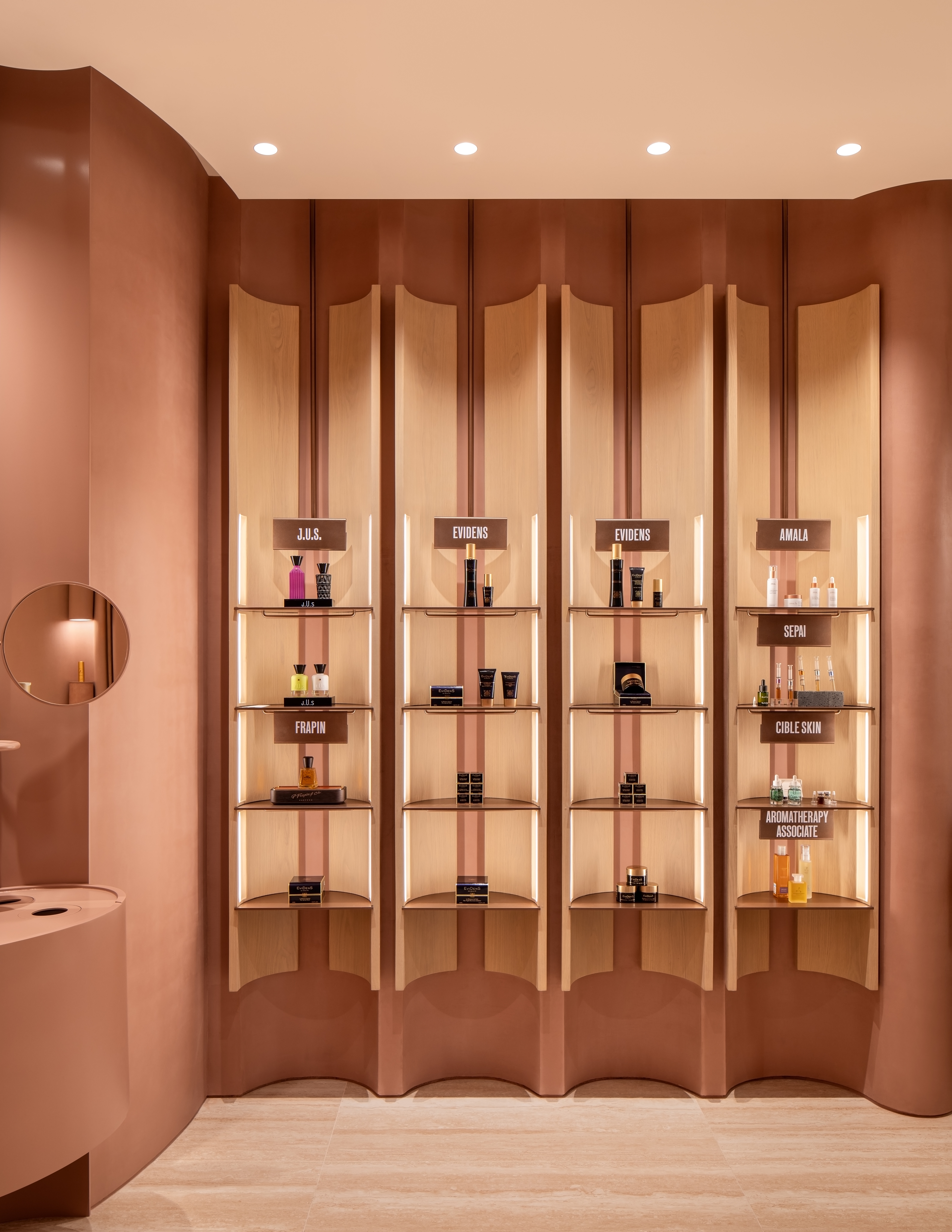 Joyce Beauty太古汇精品店丨中国上海丨hcreates（设计团队含Hannah Churchill等）-7