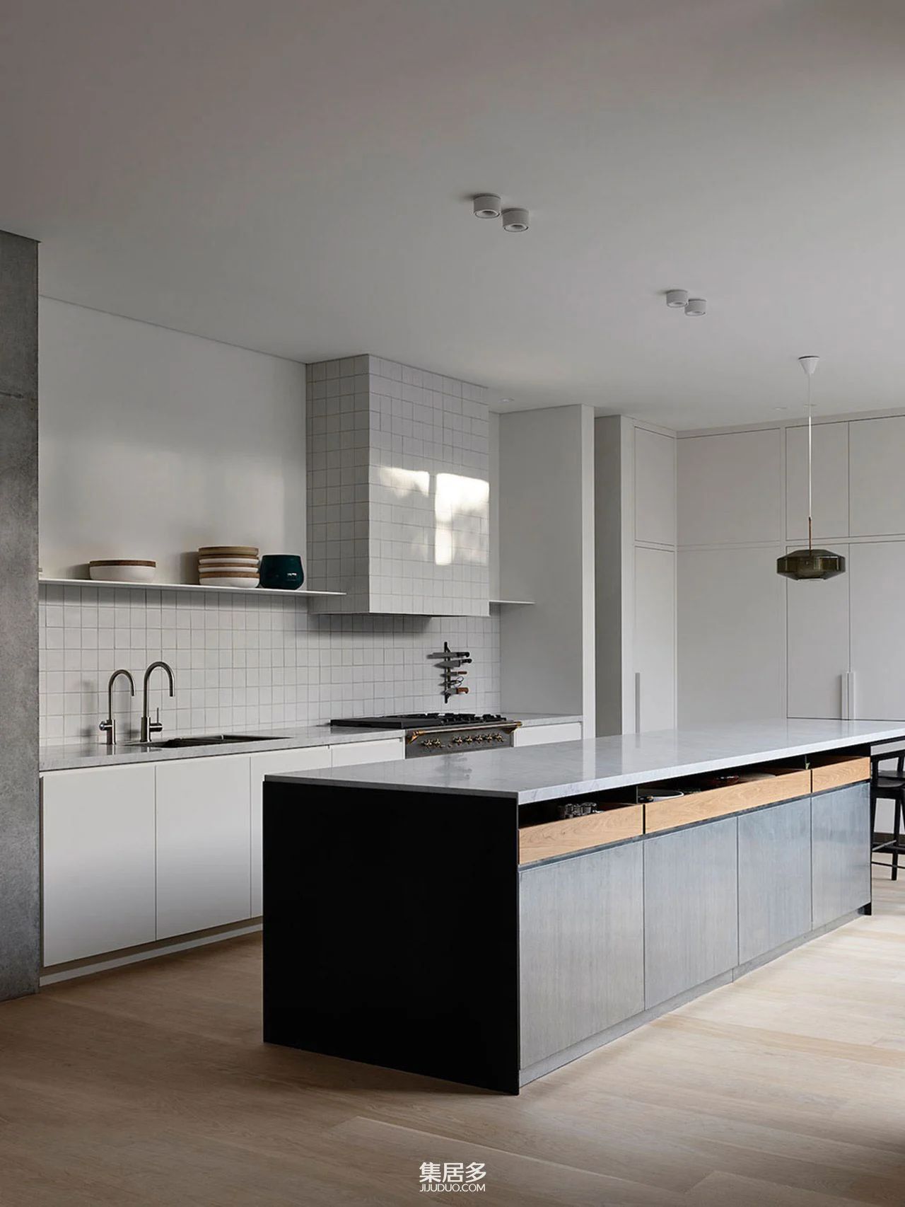 墨尔本现代家居：时尚与微妙色调的完美结合-14