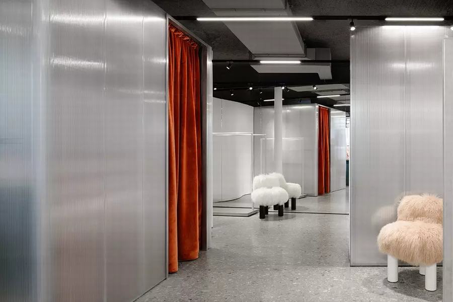 “男孩不哭”巴黎男士时尚精品店设计，提供男士时装、设计、书籍和艺术 - 米尚丽零售设计网 MISUNLY- 美好品牌店铺空间发现者-6