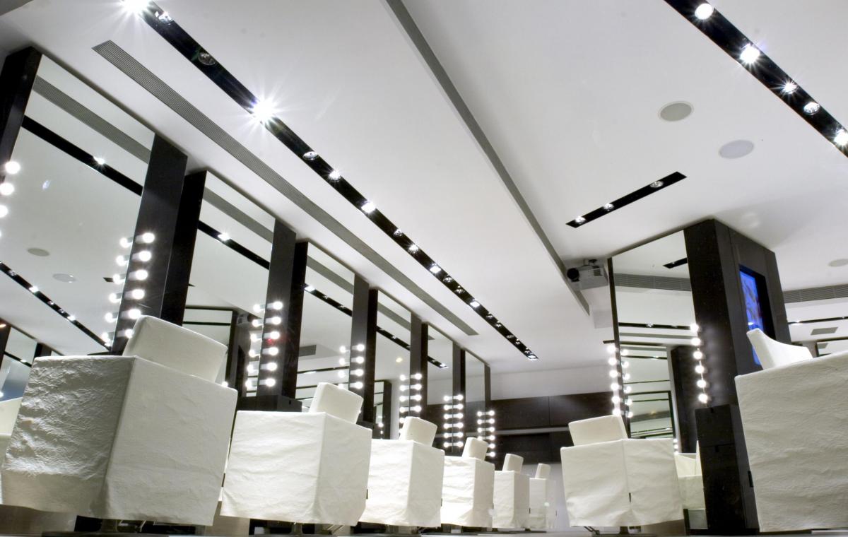 Peluquería Compagnia de la Bellezza | vilablanch. Estudio de arquitectura interior situado en Barcelona. Proyectos de restauración, llave en mano y para promotoras-12