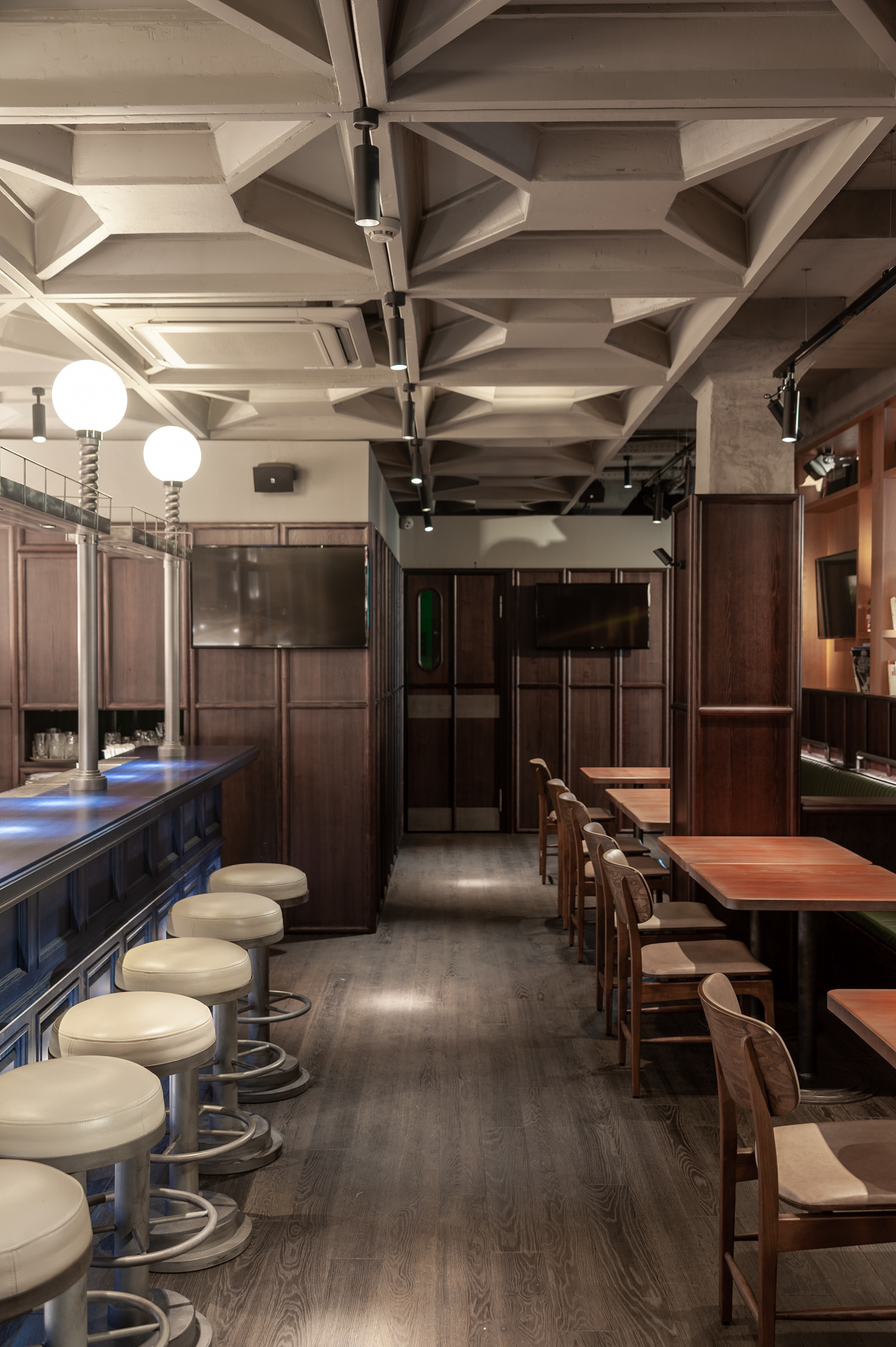 PYVBAR PECHERSK 餐厅设计丨乌克兰基辅丨balbek bureau-83