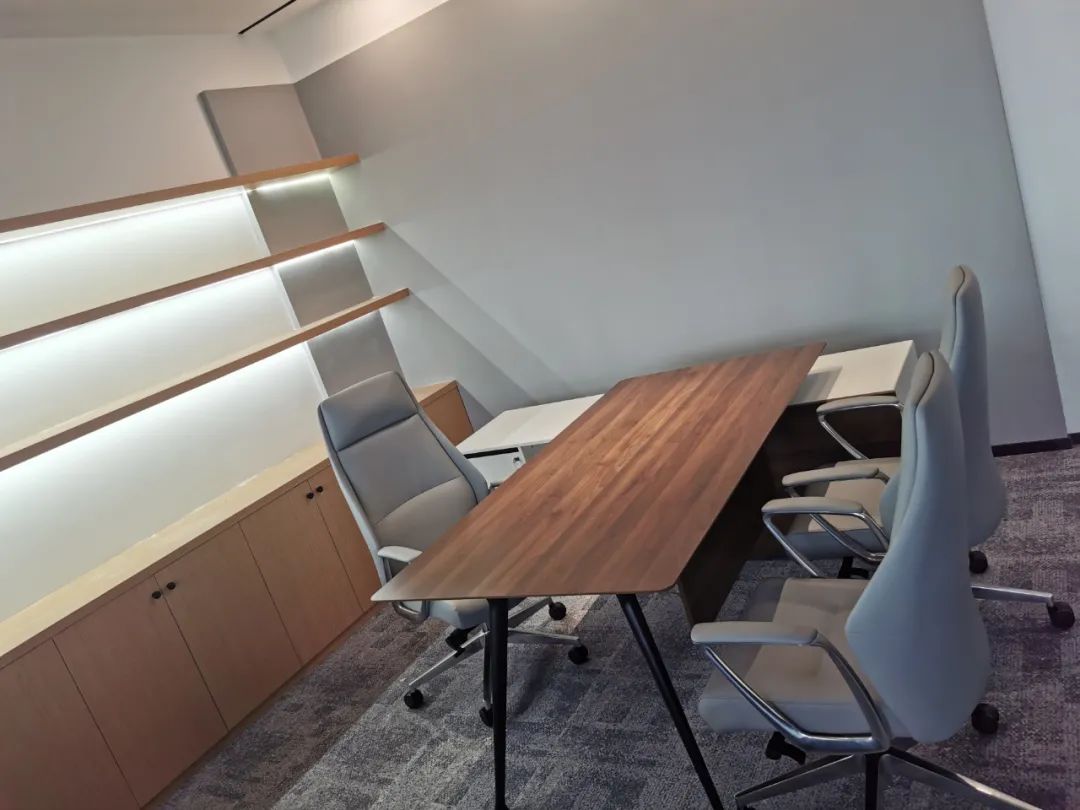 蓝河绵羊乳业集团办公室丨中国长沙丨周笙笙建筑装饰设计-50