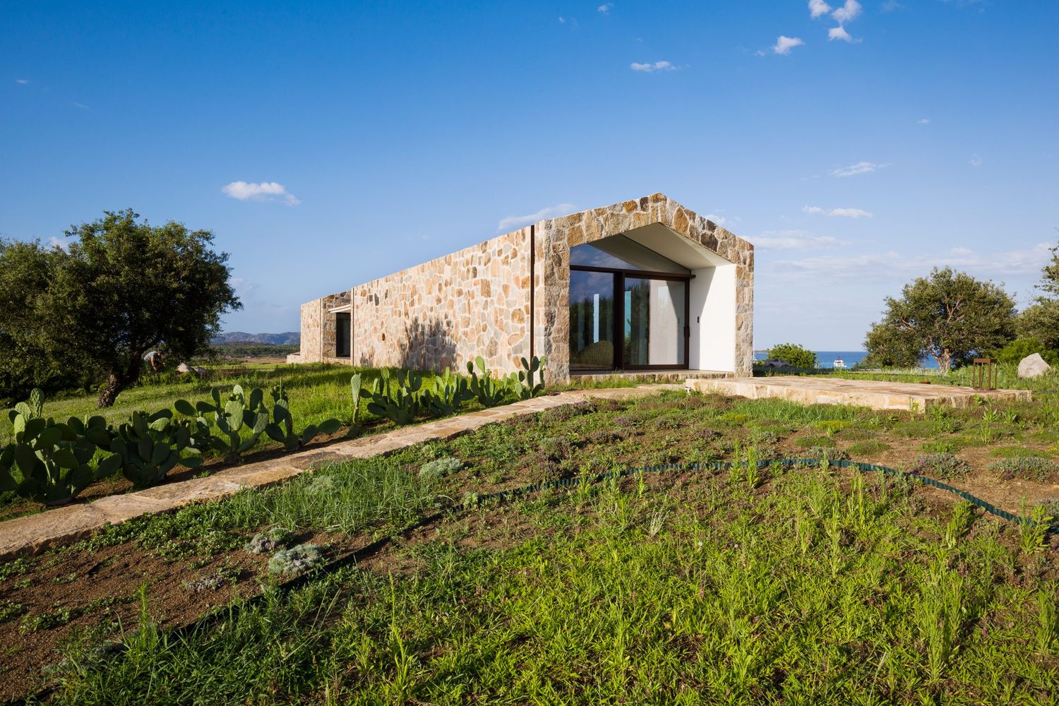 撒丁岛石屋的现代诠释-43