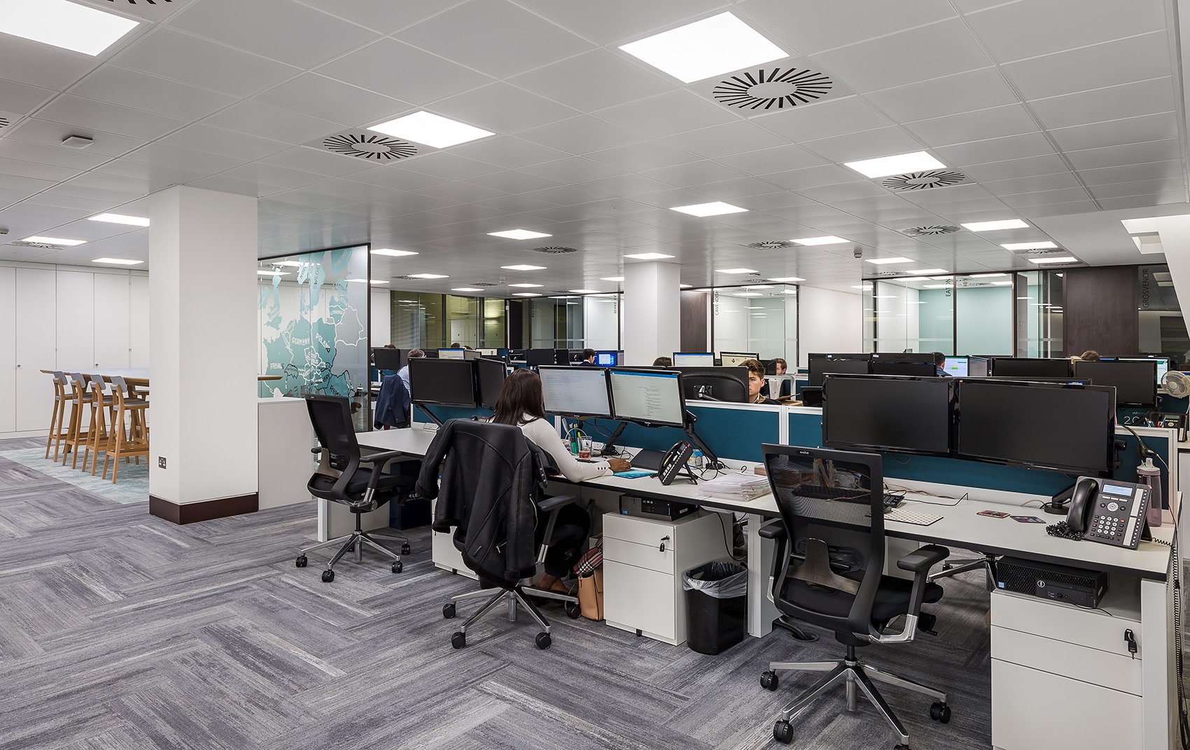 Inside Europa Capital’s New London Office - Officelovin'-7
