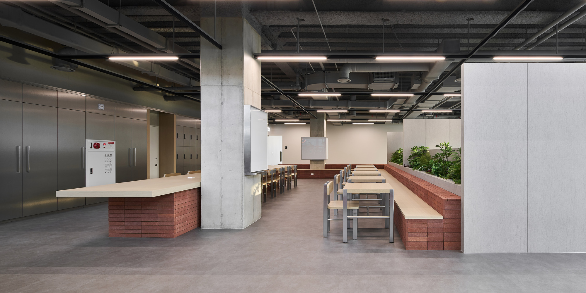 屋瓦兄弟公司办公室丨韩国城南市丨unseenbird-33