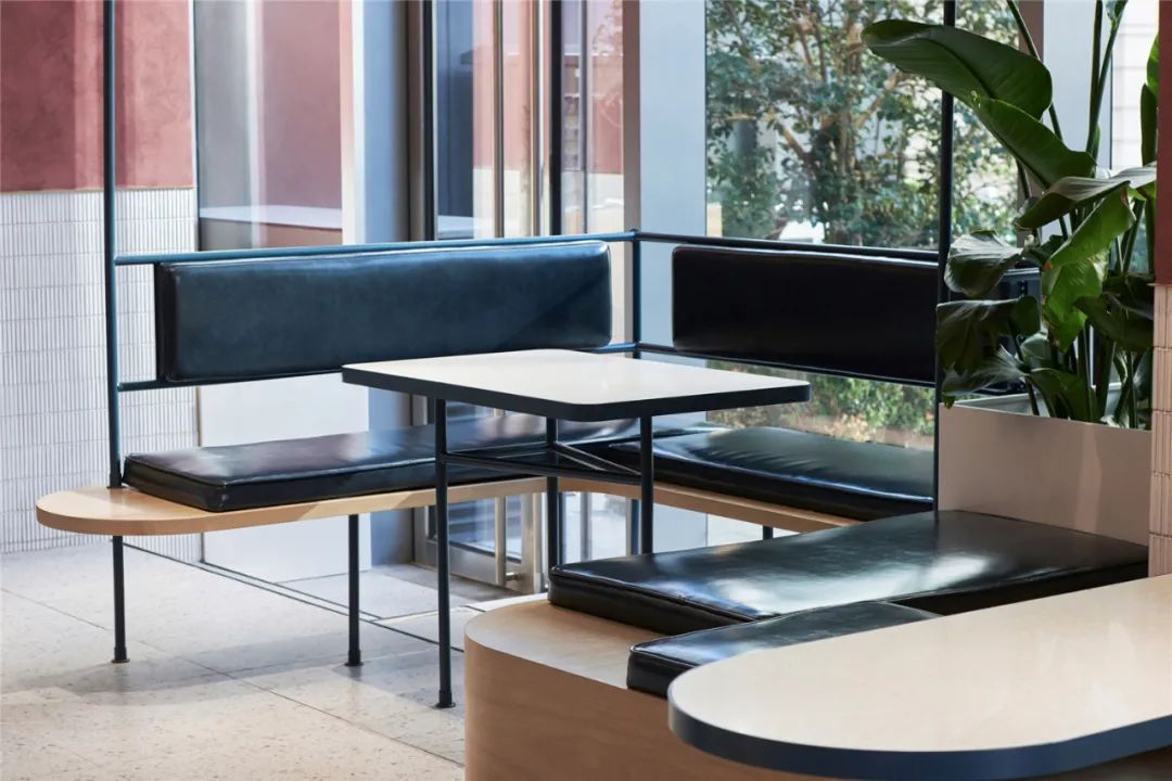 上海 110㎡甜品餐厅打造梦幻花园空间-23