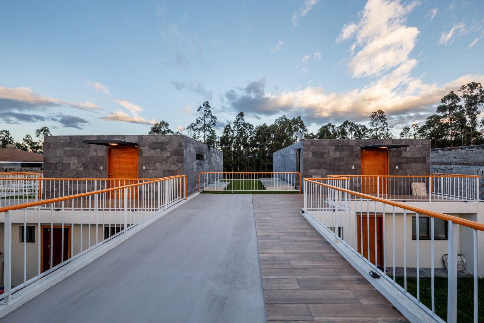 Houses FF by TEC Taller EC. Collective Housing | METALOCUS-26