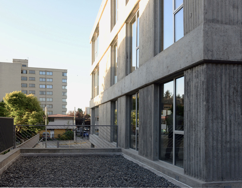 智利康塞普西翁 STV 大楼丨cristián berríos | CBA-14