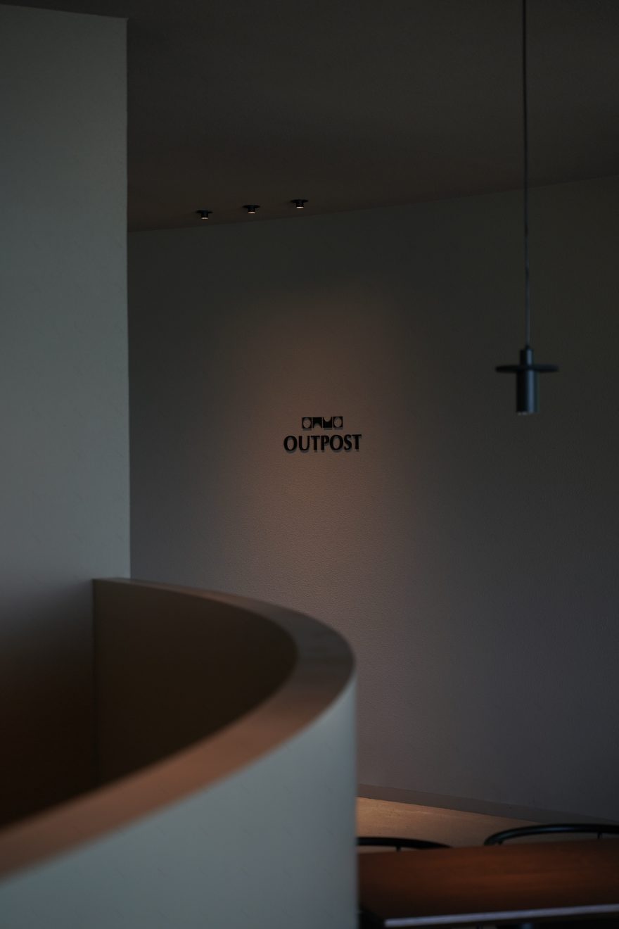 OUTPOST极简主义咖啡厅丨韩国丨space design A.LIVE-36