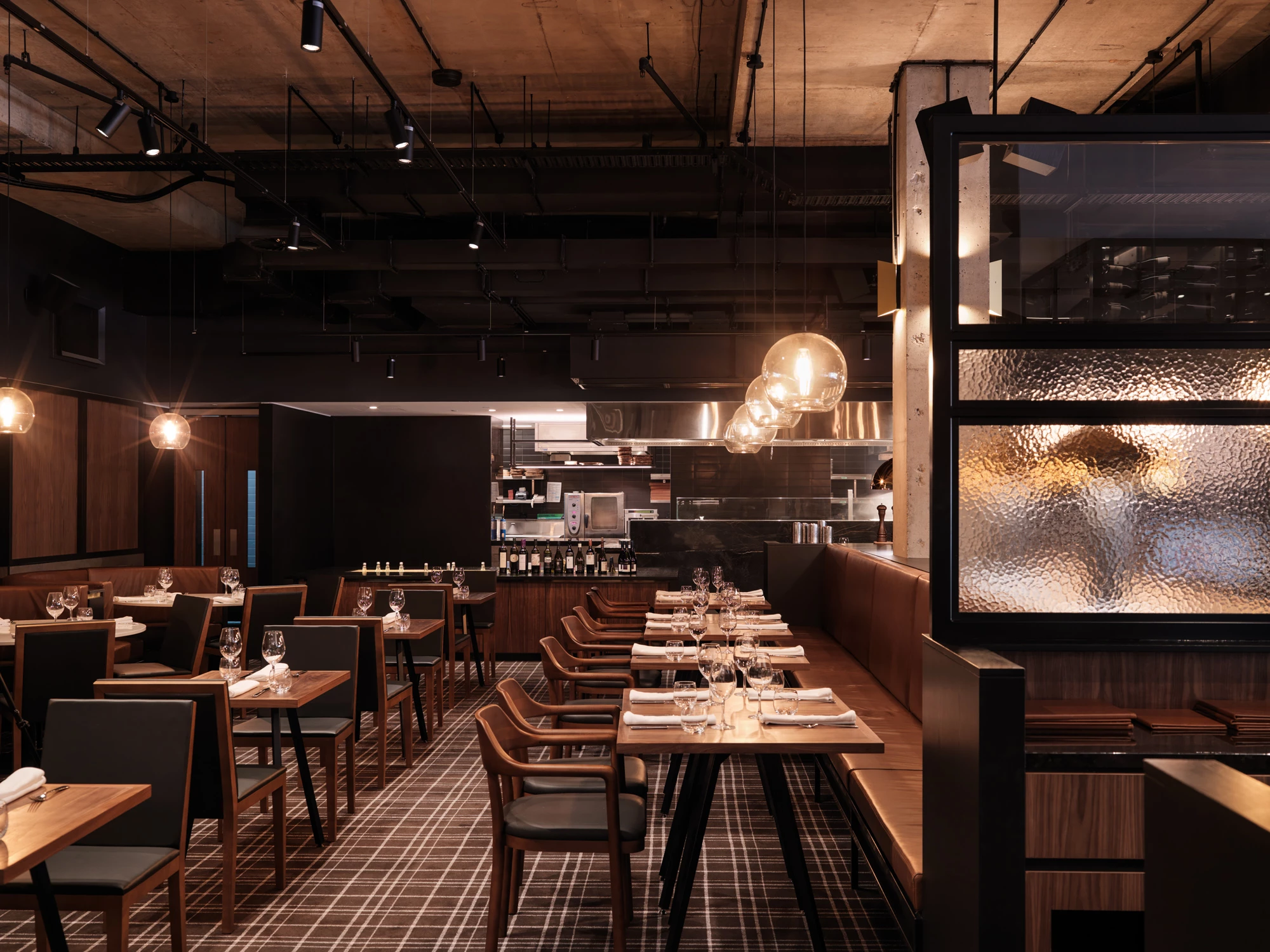 Landini Associates 重塑 Adelaide Hilton 酒店餐厅设计-18