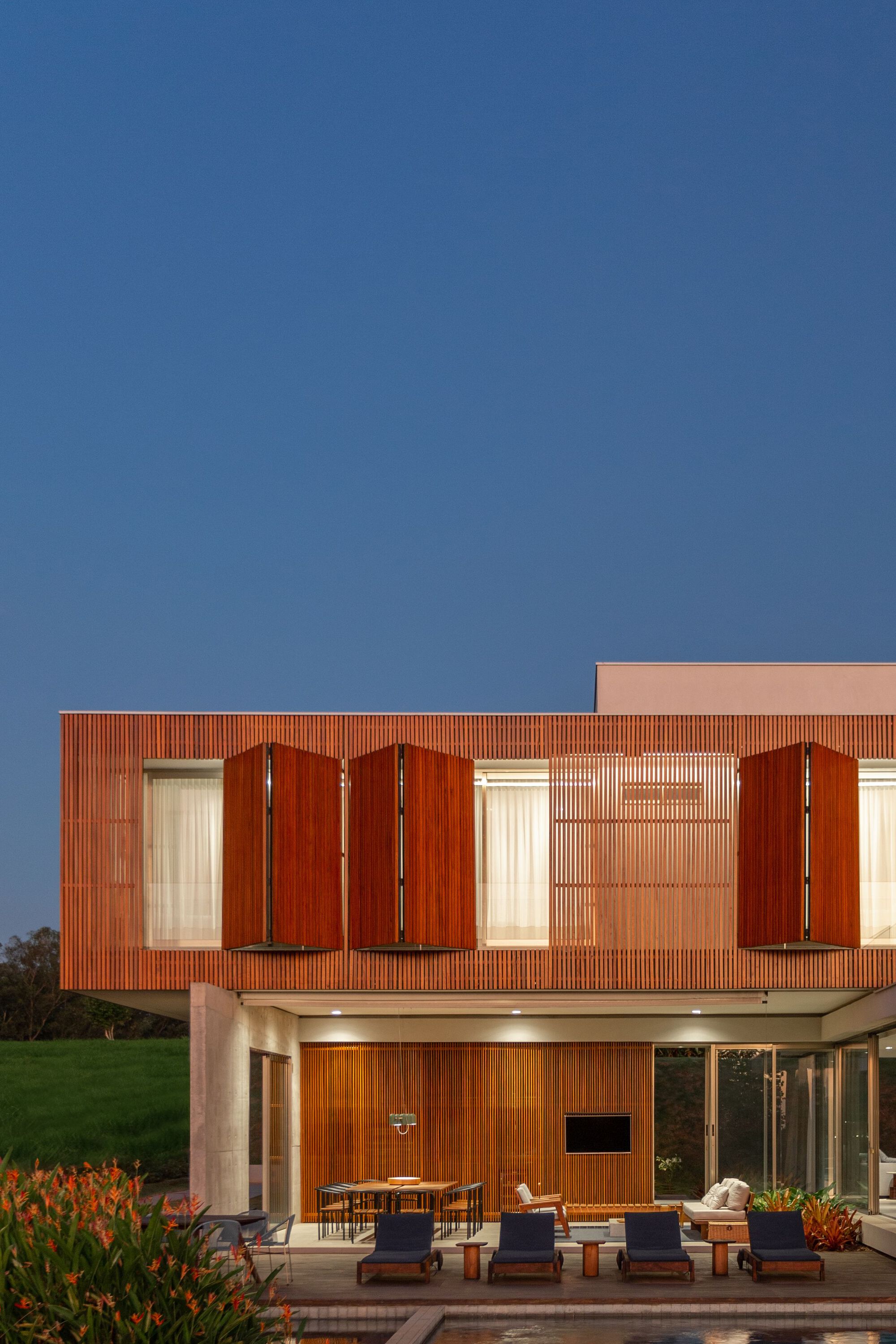 自建别墅丨巴西丨FGMF-44