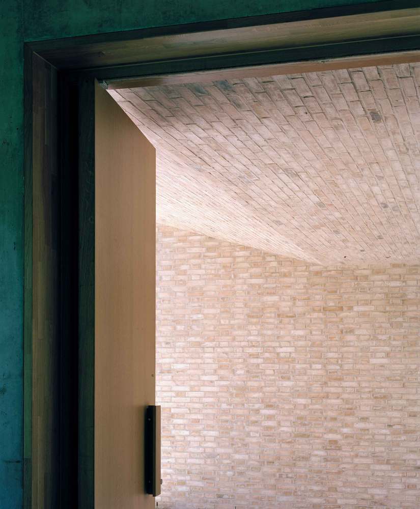 法国白色石文化中心丨RAUM-39