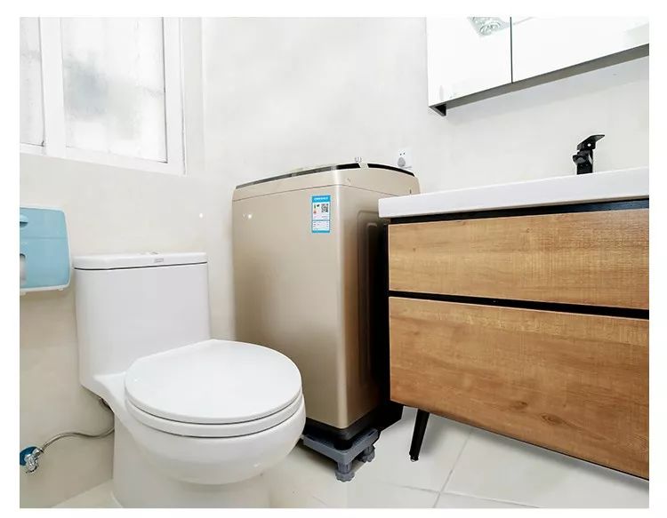 小卫生间,大改造 | 舒适实用的 4 平方卫生间范例-9