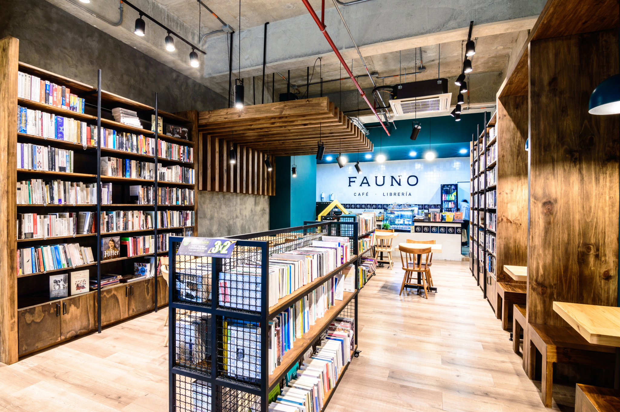 FAUNO – BOOKSTORE AND COFFEE-4