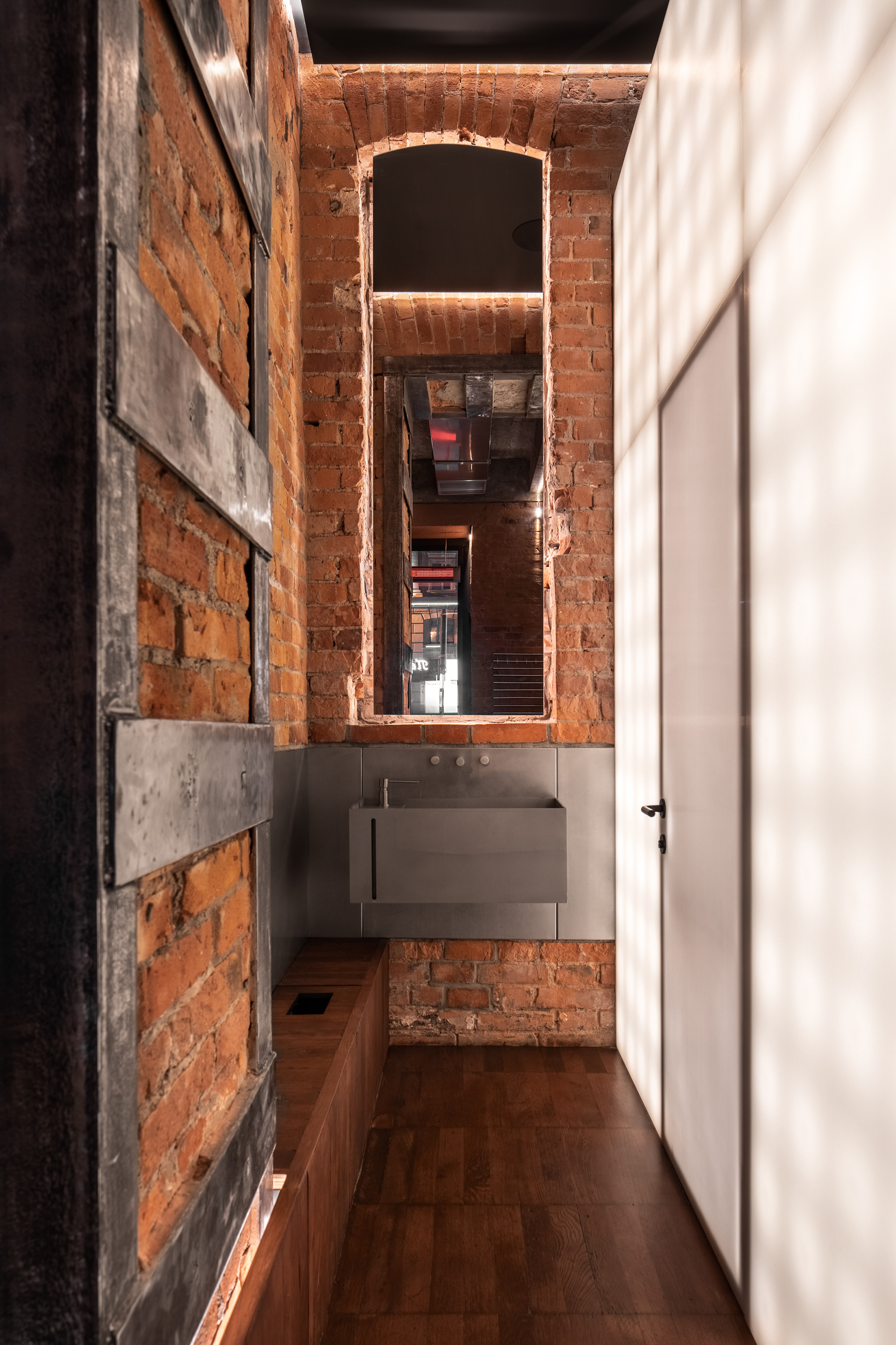 HOOKS 肉吧丨乌克兰哈尔科夫丨balbek bureau-67