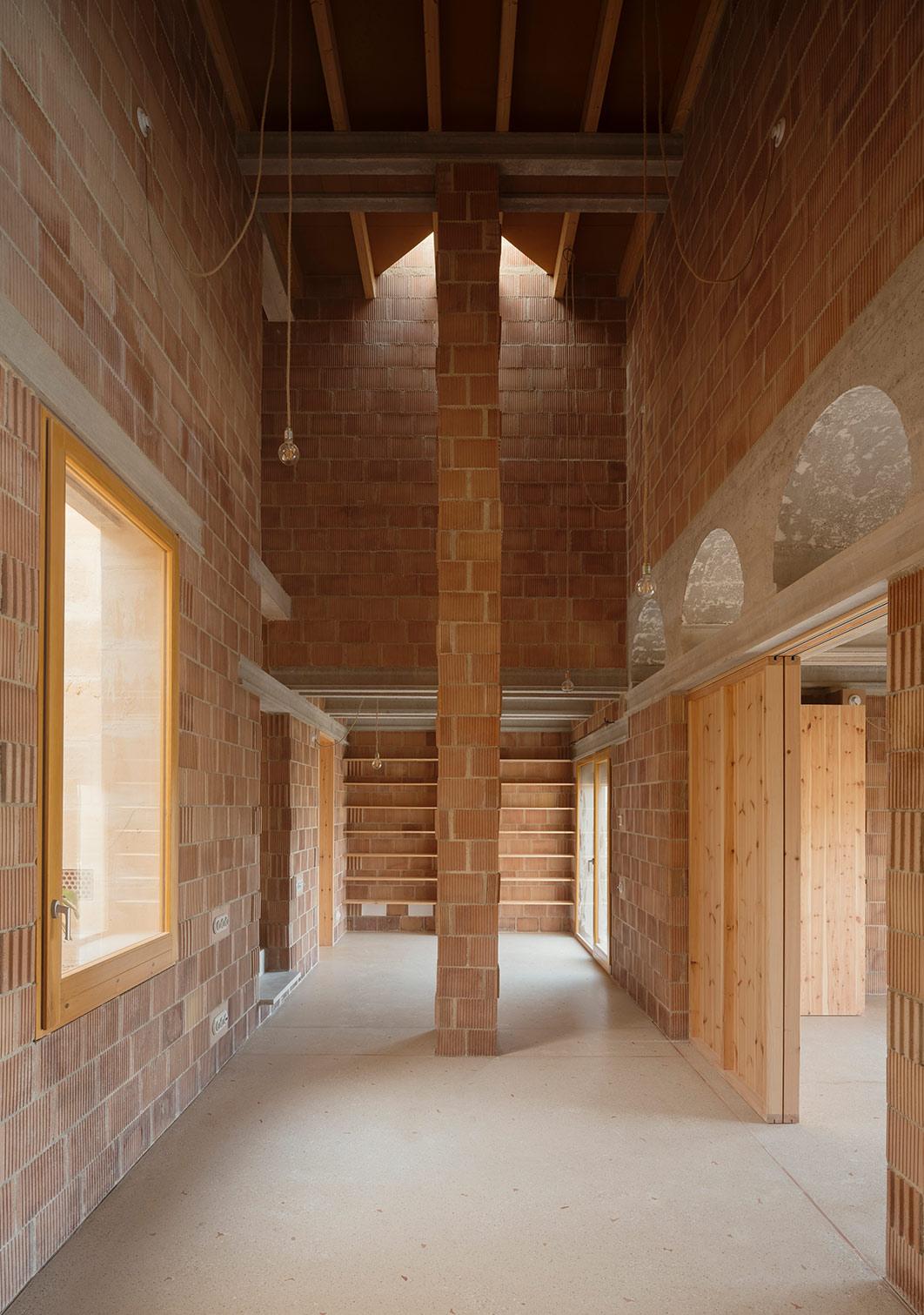 西班牙马洛卡岛的绿色节能住宅设计-9