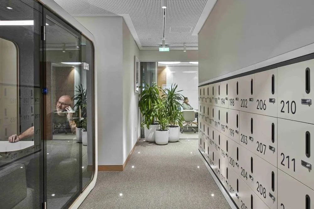 Roche 罗氏迪拜办公室丨阿联酋迪拜丨Allen Architecture Interiors Design-9