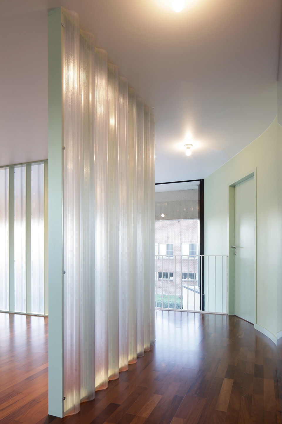 比利时 HCB 住宅 | 废旧材料打造的可持续空间-4