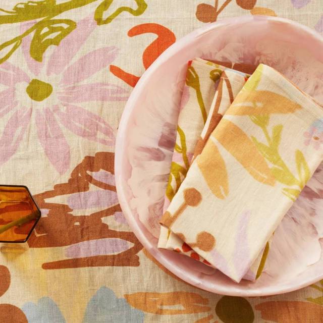 Beautiful table settings for a modern Australian Christmas-13