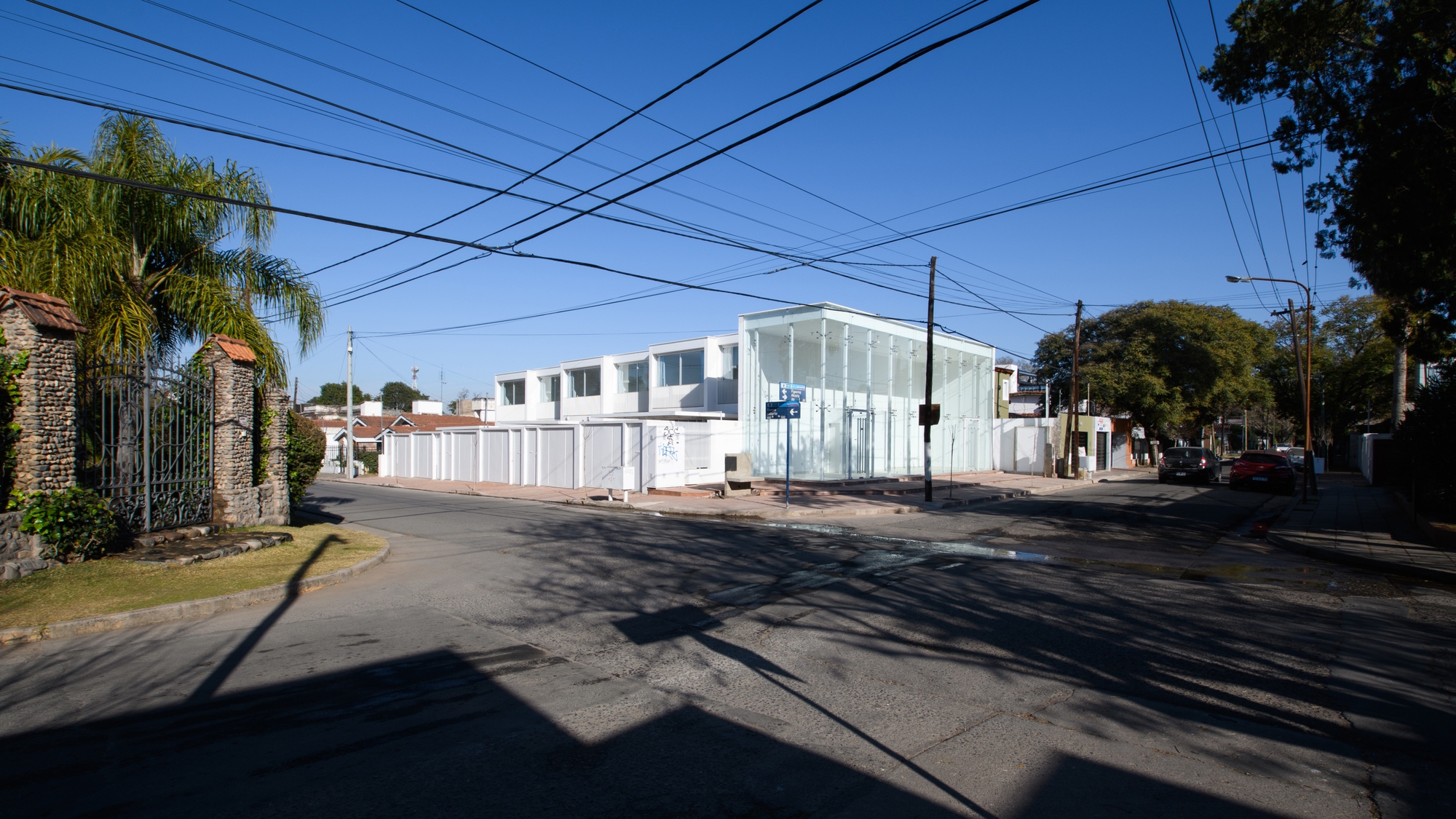 Complejo habitacional y comercial Camellia / Estudio I LZ-33