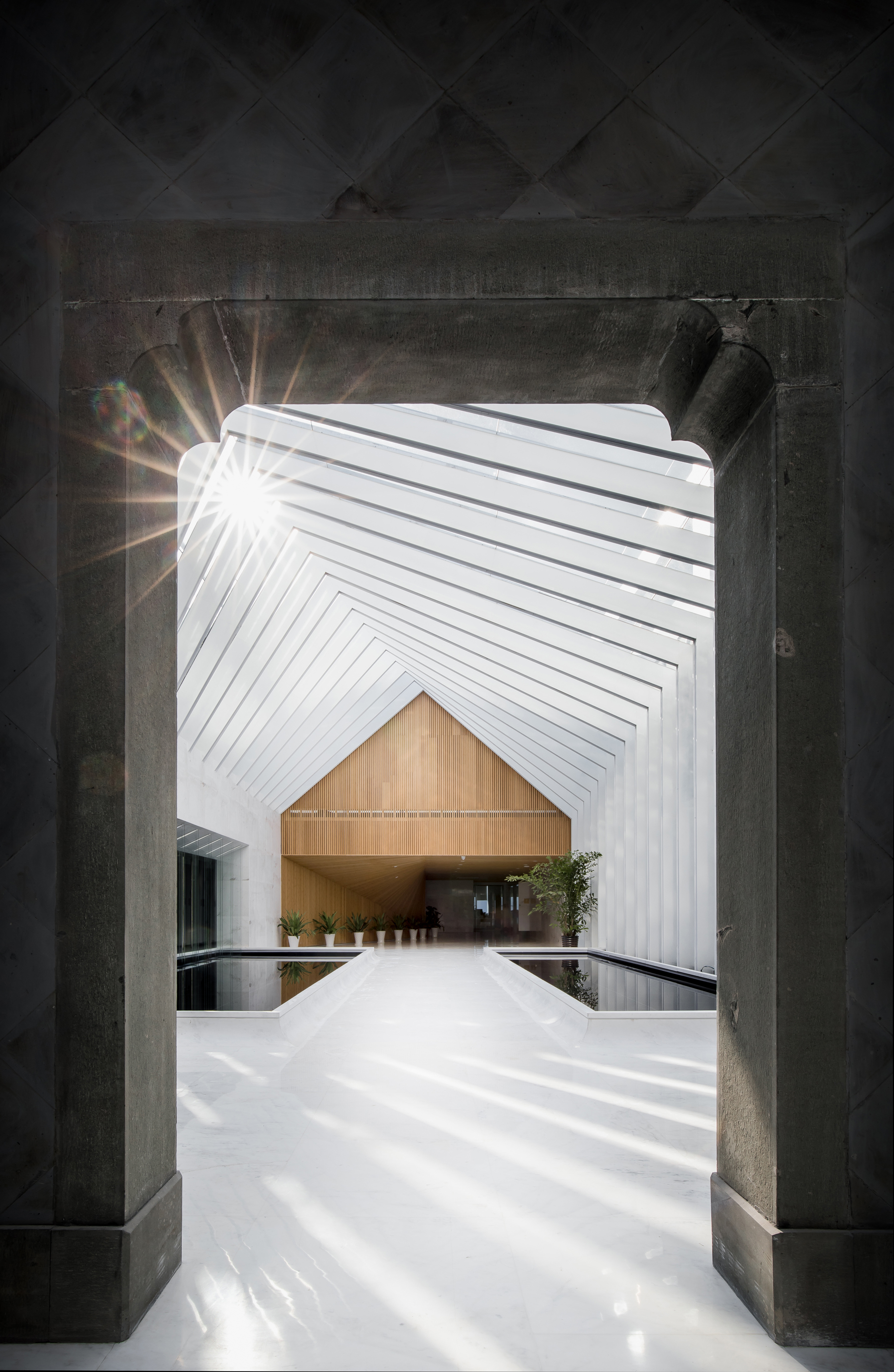 光之隧道 | 传统与现代的对话-15