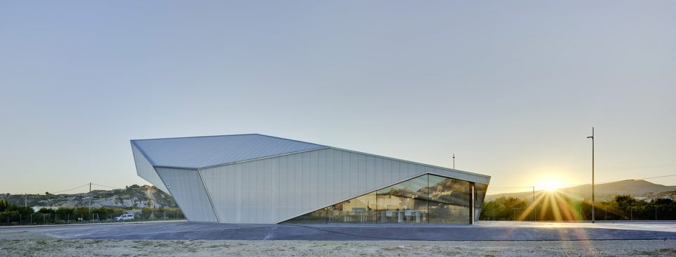 城郊企业孵化器·西班牙阿尔切纳办公楼-13