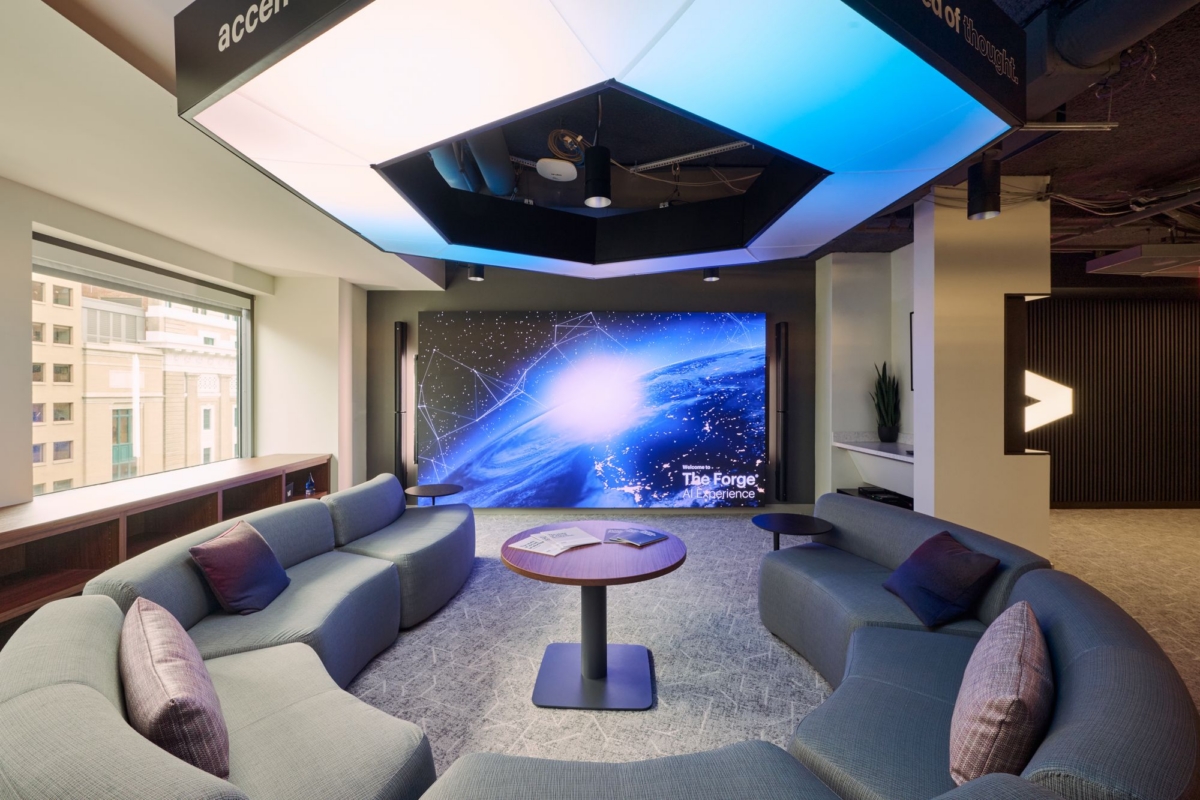 Accenture Federal Services Offices by Dimensional Innovations-12