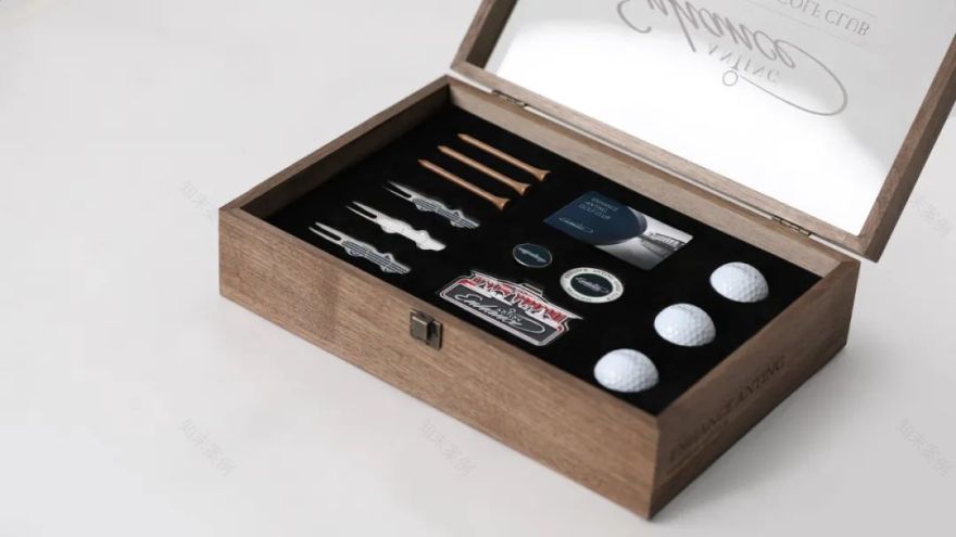 颖奕高尔夫俱乐部品牌形象规划丨中国上海丨登本设计-6