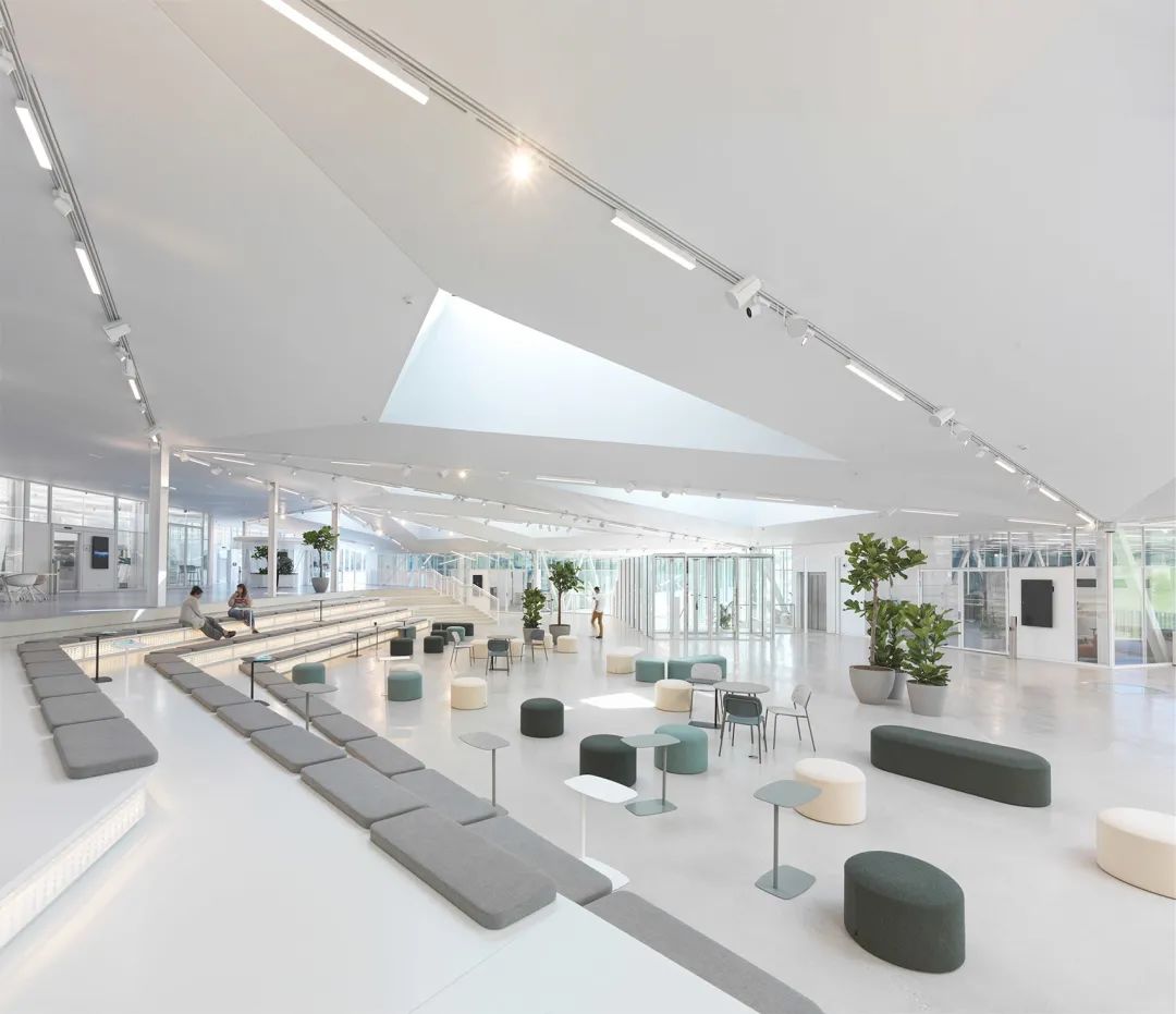 爱彼 Les Saignoles 新制造工厂丨瑞士丨Kuník de Morsier 建筑事务所-35