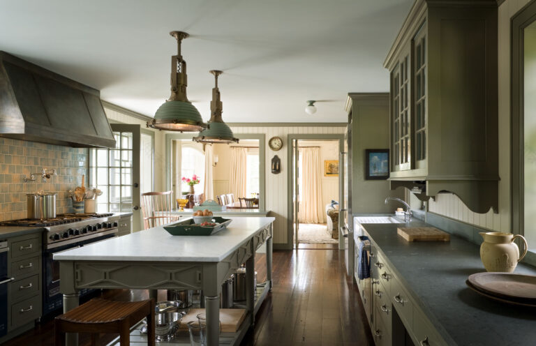Shingle Style Compound on Martha’s Vineyard Sound | Ferguson & Shamamian-9