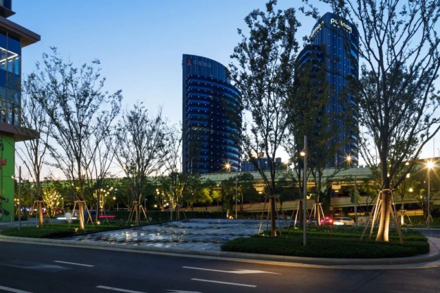 上海万科徐汇万科广场景观丨中国上海丨THLA天华景观-99